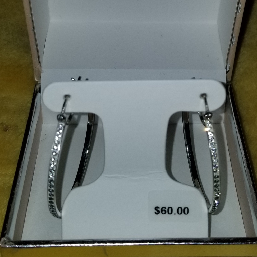 GENUINE CRYSTAL EARRINGS